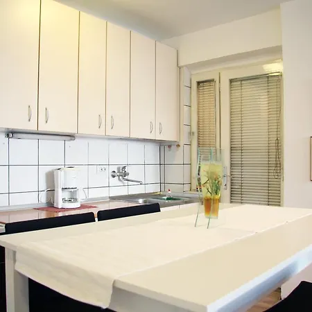 Dame Gruev Apartment *